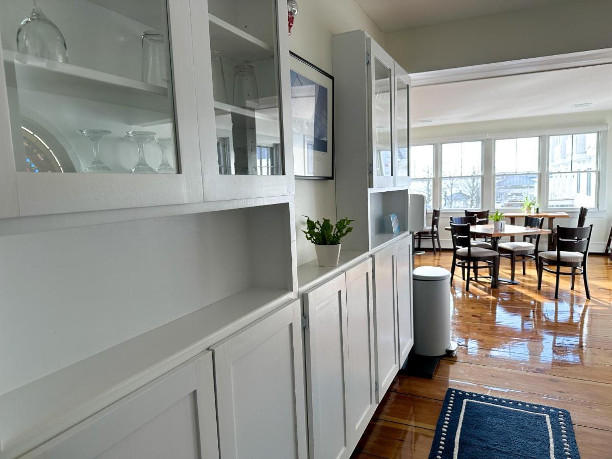 Harborside Inn Newport Eksteriør bilde